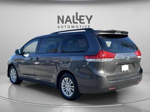 2012 Toyota Sienna XLE