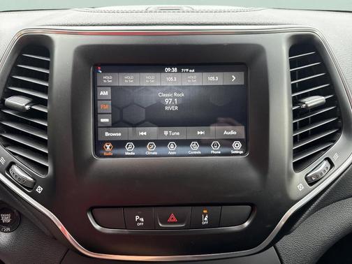 2021 Jeep Cherokee Latitude Plus