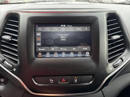 2021 Jeep Cherokee Latitude Plus