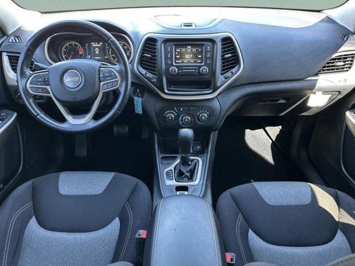 2017 Jeep Cherokee Altitude