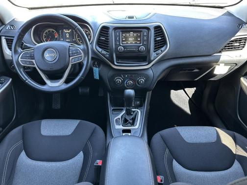 2017 Jeep Cherokee Altitude
