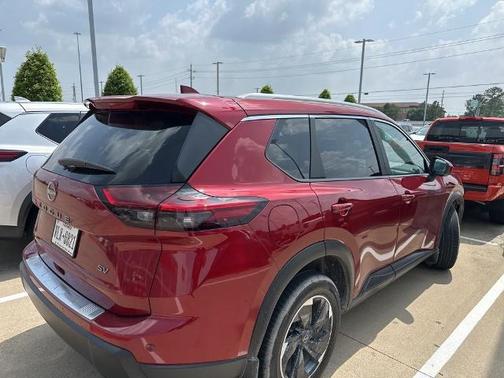 Scarlet Ember 2024 Nissan Rogue SV