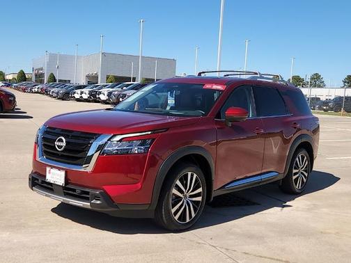 2024 Nissan Pathfinder Platinum