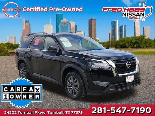 2025 Nissan Pathfinder SV