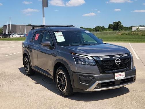 Gun Metallic 2024 Nissan Pathfinder Rock Creek