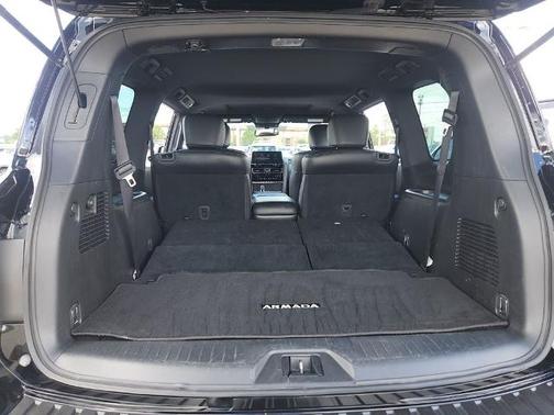 2022 Nissan Armada SL