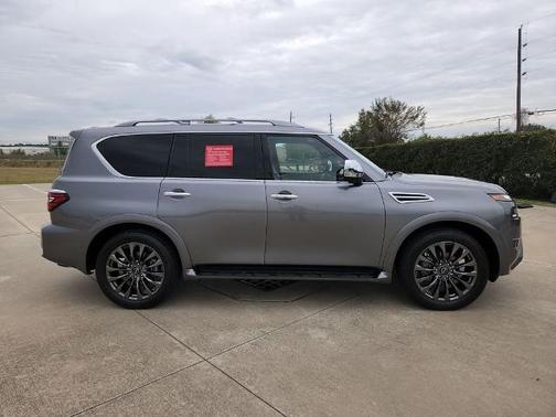 2024 Nissan Armada Platinum