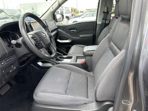 Gun Metallic 2025 Nissan Frontier SV