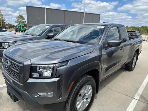 Gun Metallic 2024 Nissan Frontier SV