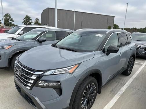 2025 Nissan Rogue SL