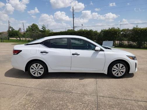 Cloud White 2025 Nissan Sentra S