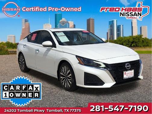 White 2023 Nissan Altima 2.5 SV