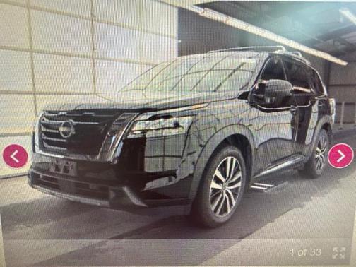 Super Black 2025 Nissan Pathfinder Platinum