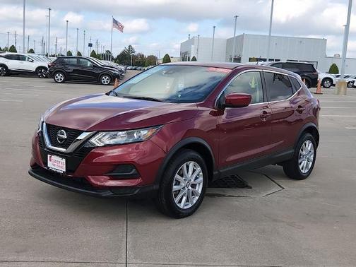 2022 Nissan Rogue Sport S
