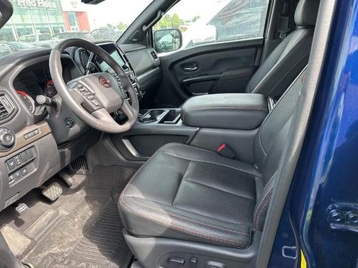 2024 Nissan Titan PRO-4X