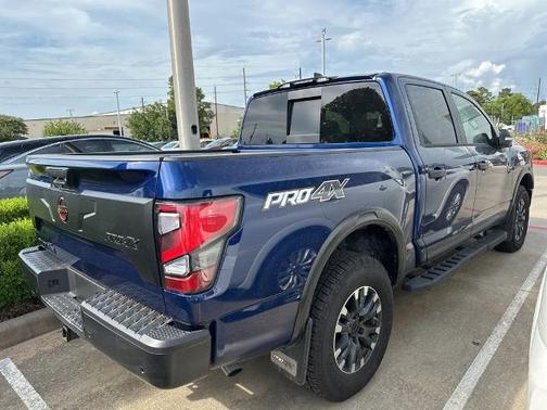 2024 Nissan Titan PRO-4X