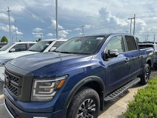 2024 Nissan Titan PRO-4X
