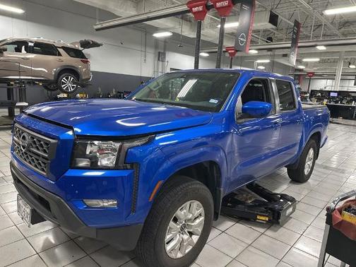 Bluestone Pearl 2024 Nissan Frontier SV