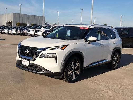 2022 Nissan Rogue SL