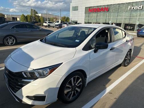 2024 Nissan Versa 1.6 S