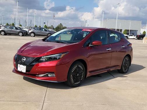 2024 Nissan Leaf SV PLUS