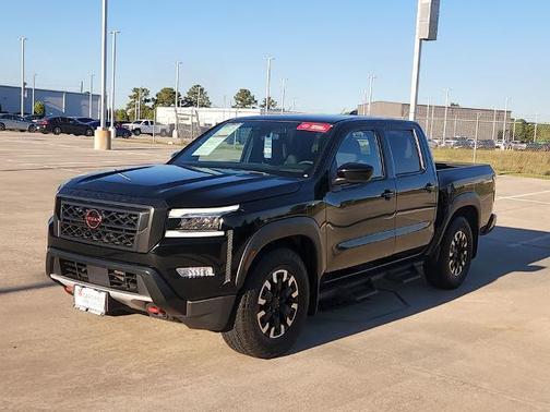 2023 Nissan Frontier PRO-X