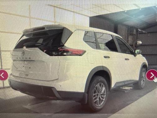 Glacier White 2025 Nissan Rogue S