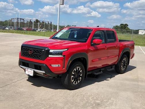 2024 Nissan Frontier PRO-4X