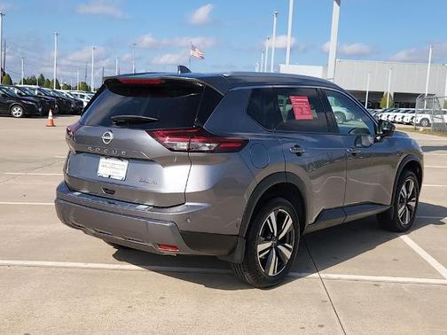 2024 Nissan Rogue SL