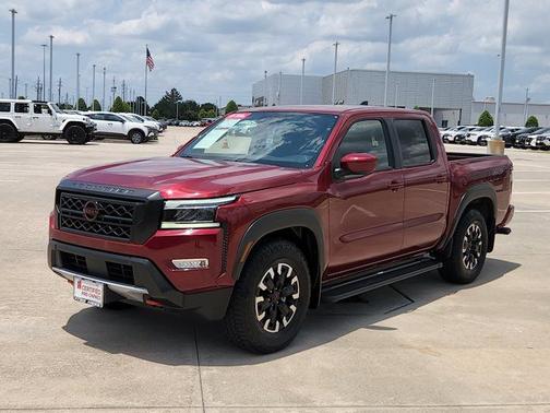 2024 Nissan Frontier PRO-X