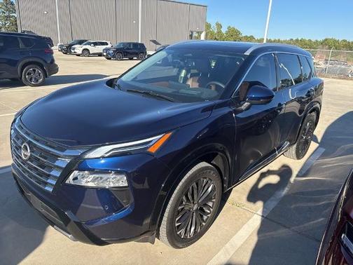 2025 Nissan Rogue Platinum