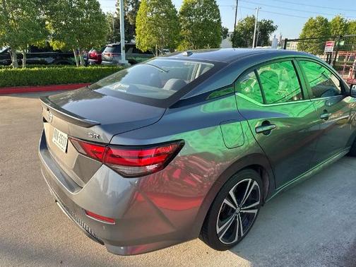 Gun Metallic 2021 Nissan Sentra SR