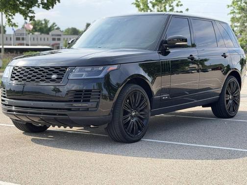 Santorini Black 2019 Land Rover Range Rover 5.0L V8 Supercharged