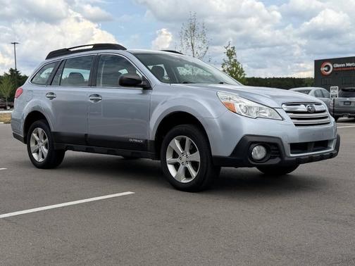 Ice Silver Metallic 2014 Subaru Outback 2.5i