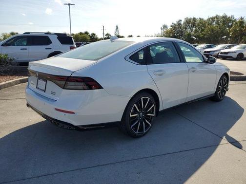 2025 Honda Accord Hybrid Touring