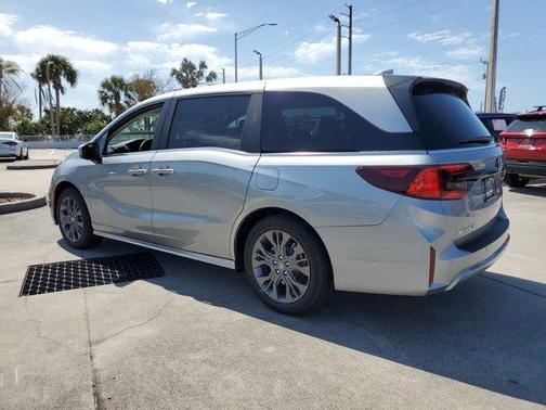 2025 Honda Odyssey Touring