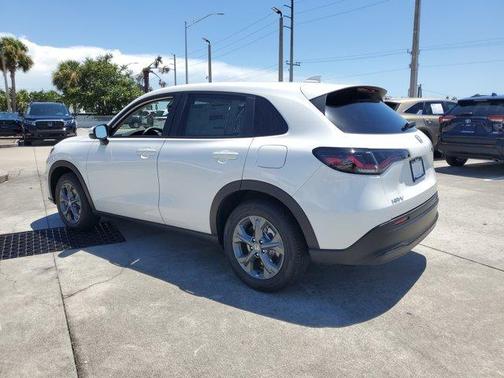 2026 Honda HR-V LX