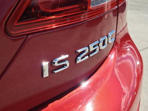 2010 Lexus IS 250C Base (A6)
