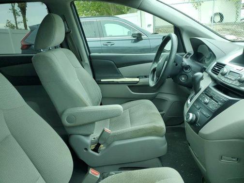 2011 Honda Odyssey LX