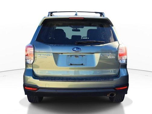 2017 Subaru Forester 2.5i Touring