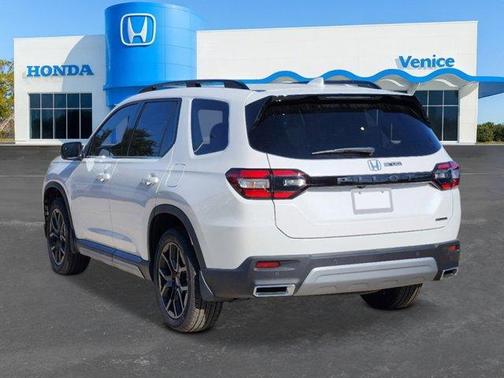 2025 Honda Pilot Touring+
