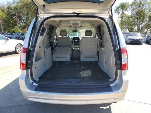 2011 Chrysler Town & Country Touring-L