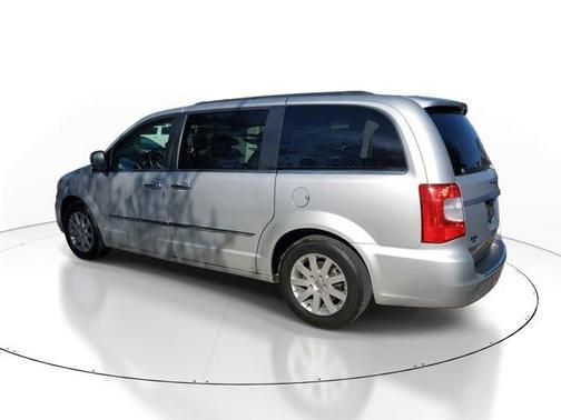 2011 Chrysler Town & Country Touring-L