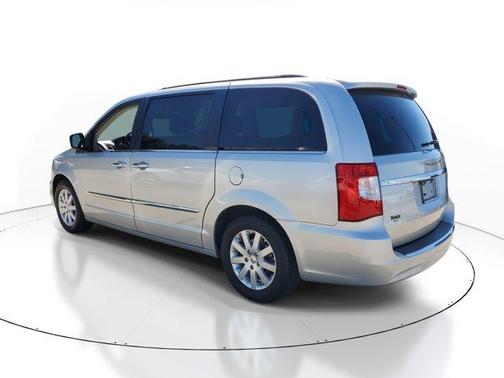 2011 Chrysler Town & Country Touring-L