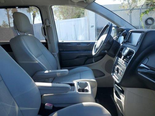 2011 Chrysler Town & Country Touring-L