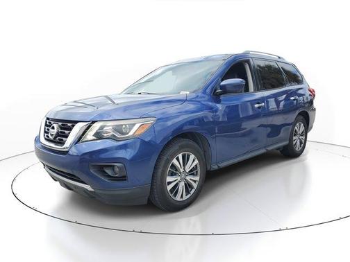2019 Nissan Pathfinder SL