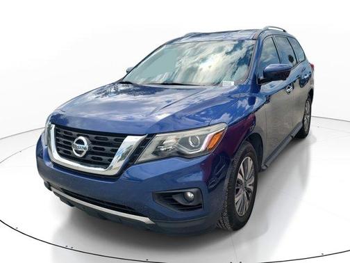 2019 Nissan Pathfinder SL