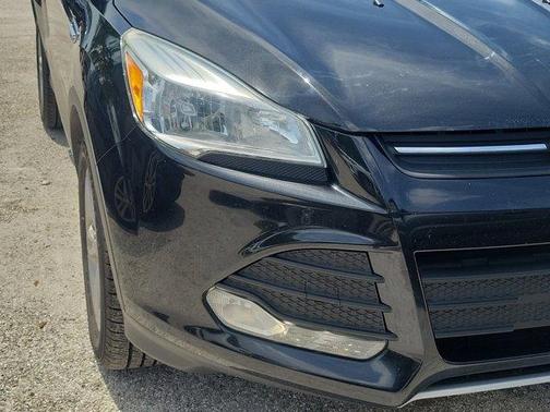 Tuxedo Black 2014 Ford Escape SE