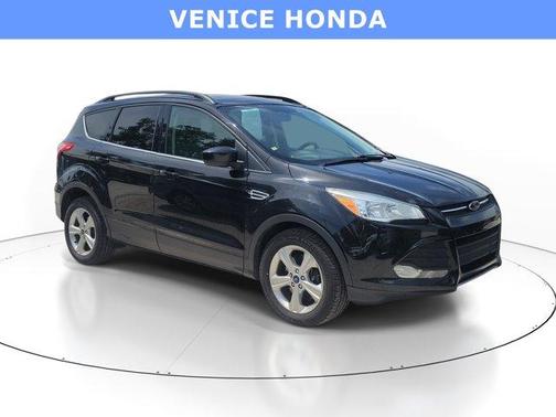 Tuxedo Black 2014 Ford Escape SE