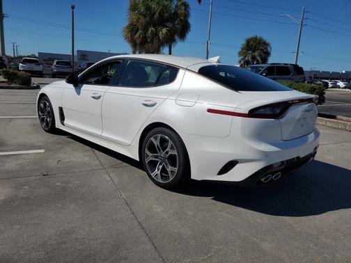2021 Kia Stinger GT-Line